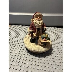 Our America Gift Co. Detailed Santa Jar Candle Topper for Yankee Type Candle